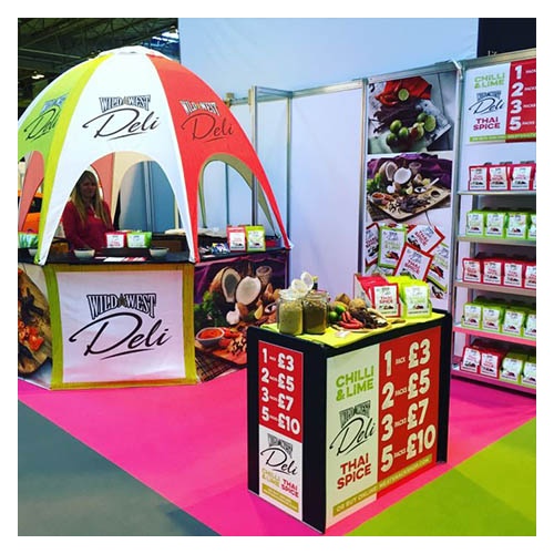 pop-up-kiosk-at-event